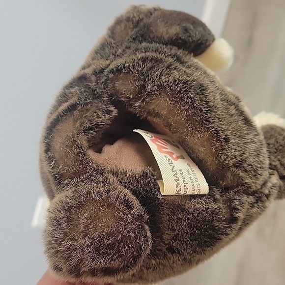 FOLKMANIS Puppets Dutch Rabbit Puppet - Picture 7 of 11